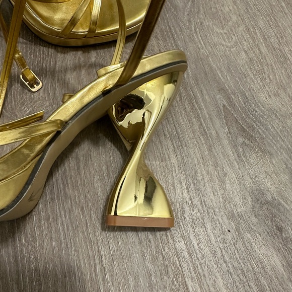 Beautiful Gold Strappy Heels - Statement heels - Picture 9 of 11